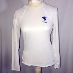 Vancouver 2010 White Pullover Women’s long sleeve sports top S